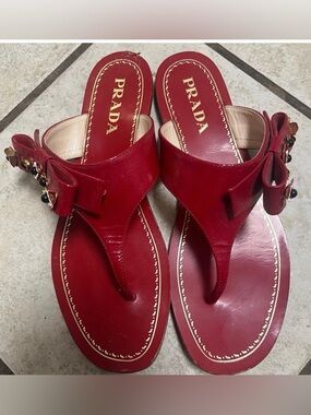Prada Red Leather Bow Thong Sandals with Gold Logo